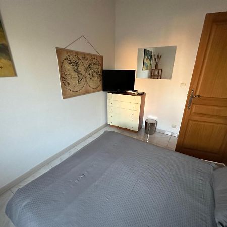 Chambre Prive Avec Sdb Privative Le Cannet Luaran gambar